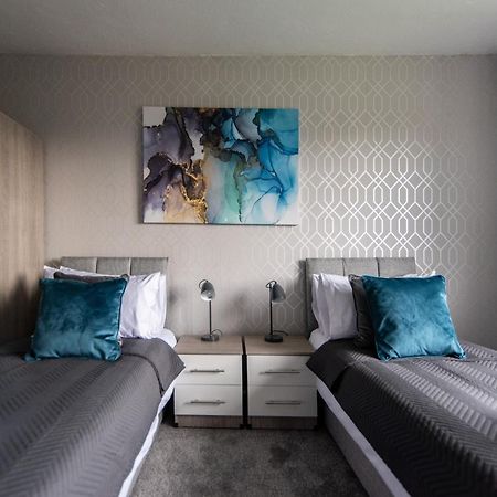 3 Bed Apartment - Perfect For Contractors Near Liverpool Airport ヘイル エクステリア 写真