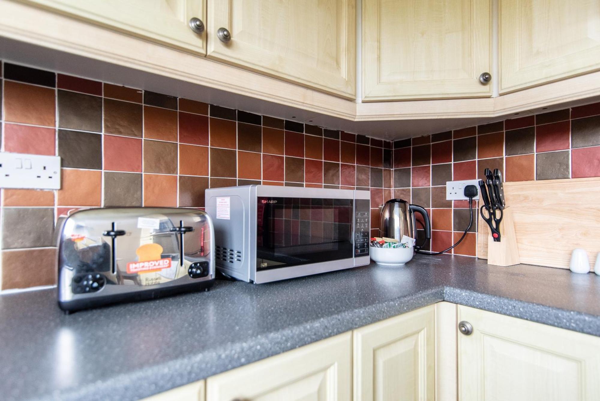 3 Bed Apartment - Perfect For Contractors Near Liverpool Airport ヘイル エクステリア 写真