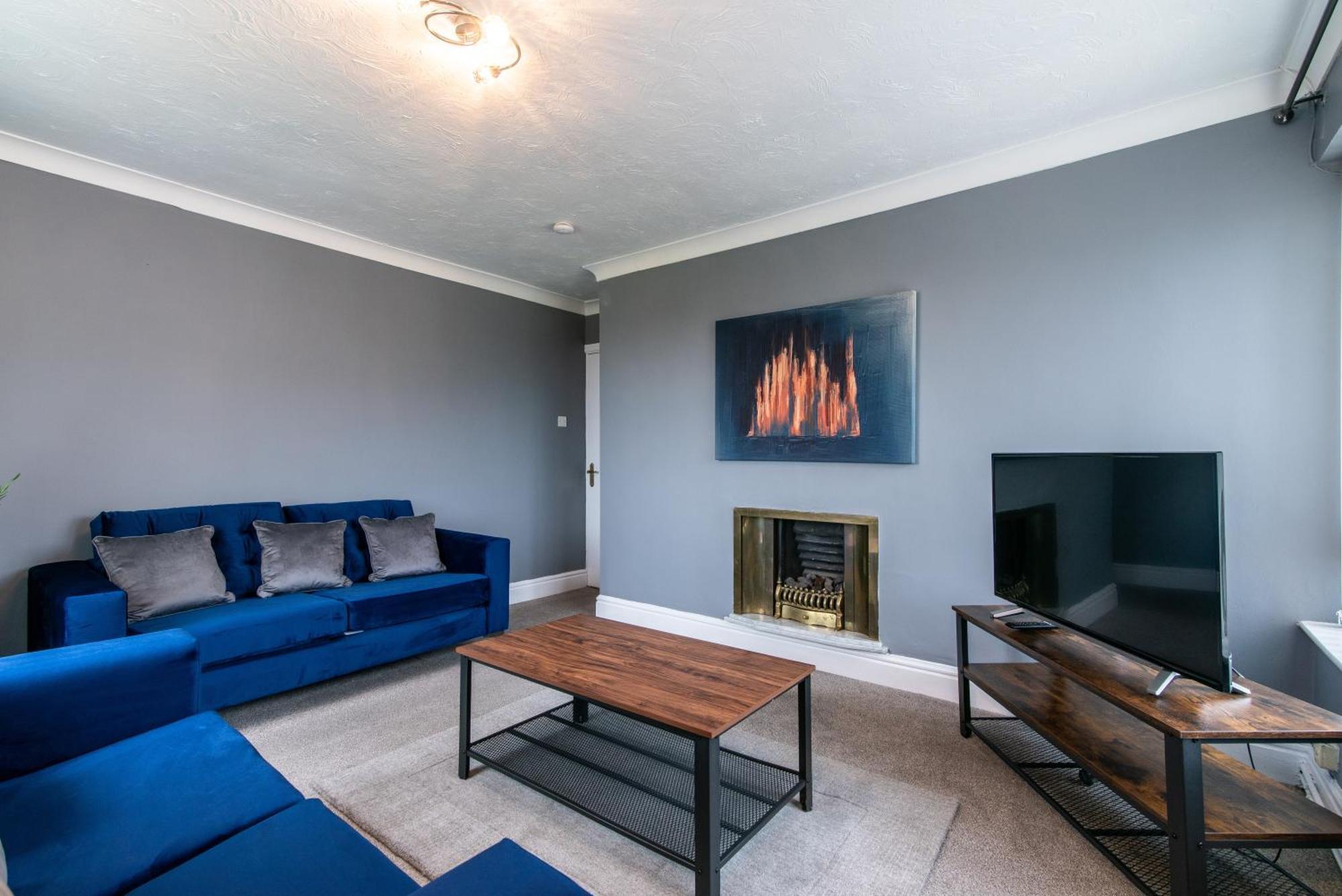 3 Bed Apartment - Perfect For Contractors Near Liverpool Airport ヘイル エクステリア 写真
