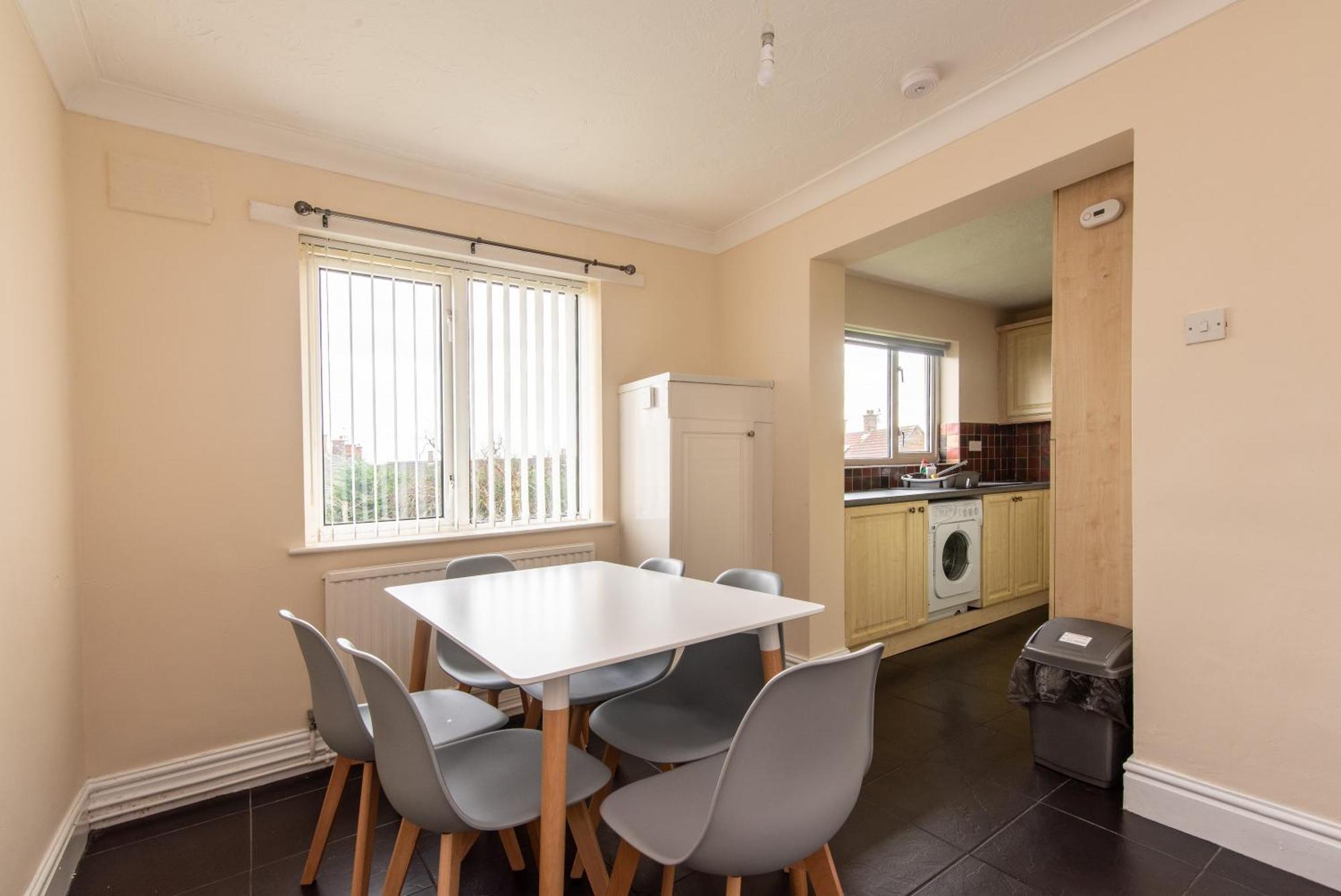 3 Bed Apartment - Perfect For Contractors Near Liverpool Airport ヘイル エクステリア 写真