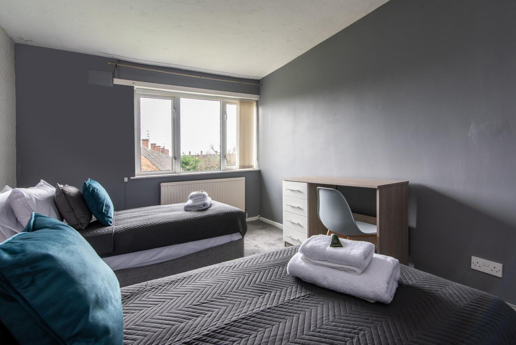 3 Bed Apartment - Perfect For Contractors Near Liverpool Airport ヘイル エクステリア 写真